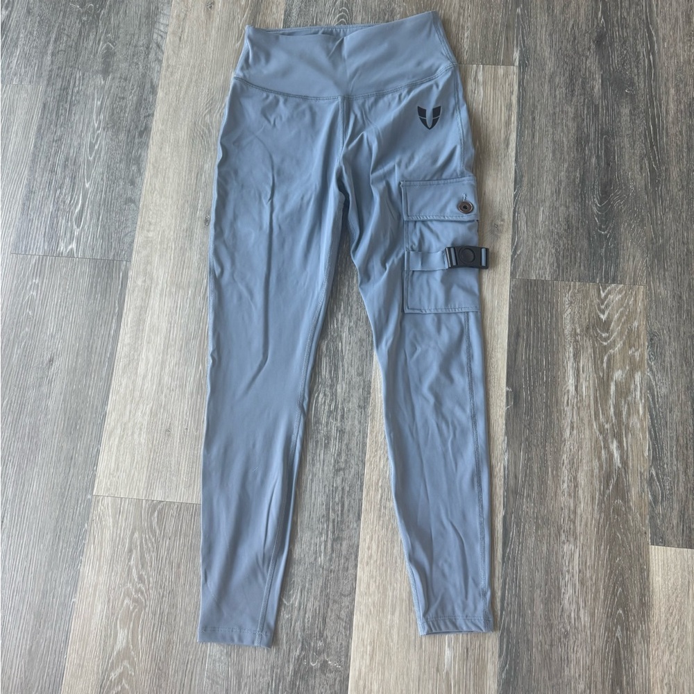 Women’s Firm Abs Blue Leggings with Pocket- size small